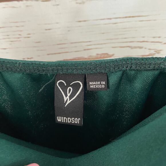 Windsor S Emerald Green Faux Wrap Ruched Square Neck Mini Cocktail Dress - Picture 5 of 6